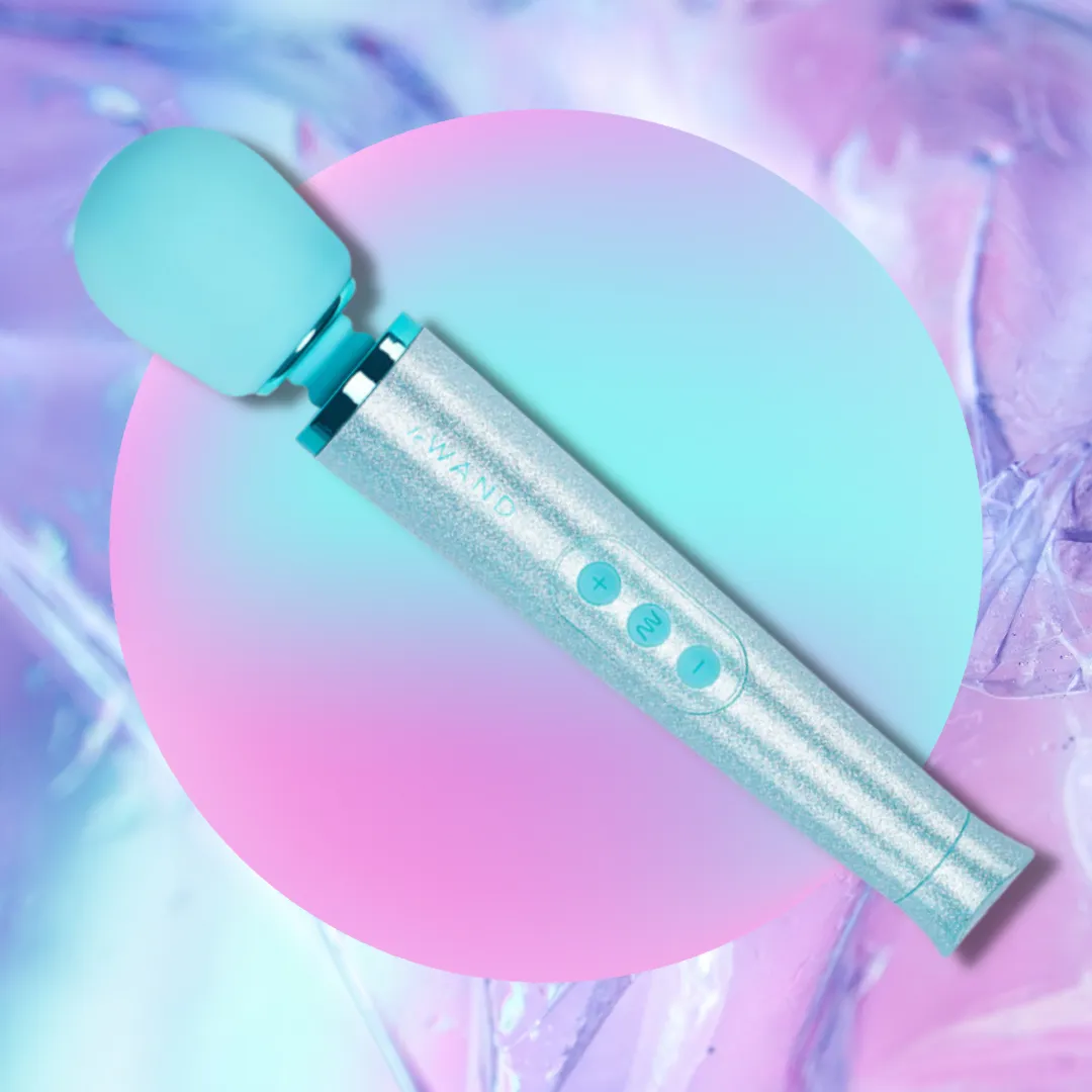 Le Wand All that Glimmers Petite Vibrating Wand